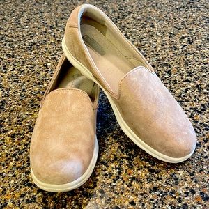 Skechers taupe suede slip on fashion sneakers size 9